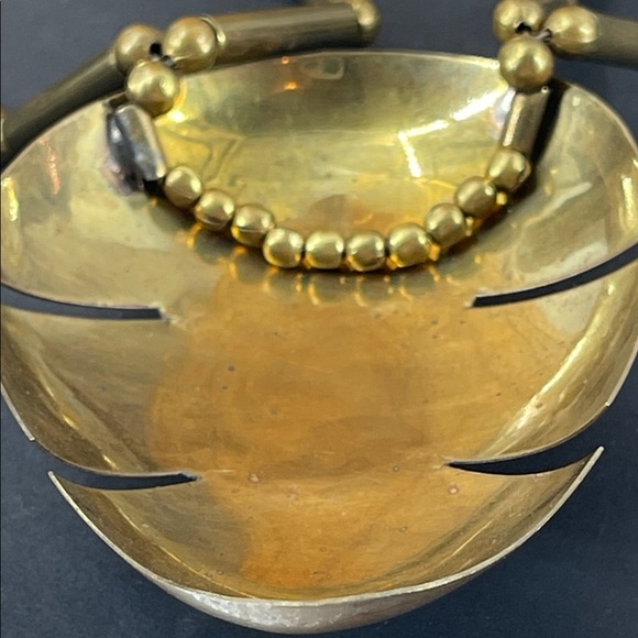 1.13.26-4  Handmade Unique & Rare Indigenous Chalcedony Quartz & Brass Necklace - Picture 8 of 13